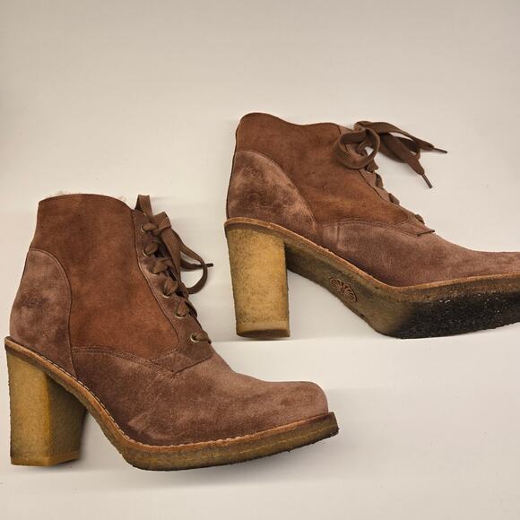 UGG 3213 Sofia Lace-up Cinnamon Brown Suede Sheepskin Chunky Heeled Boot Sz 9 - Picture 4 of 13